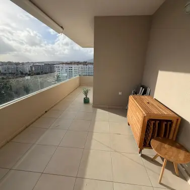 Long-term rent of penthouse in La Campana