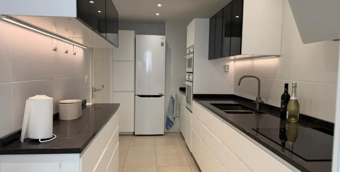 Long-term rent of penthouse in La Campana 12