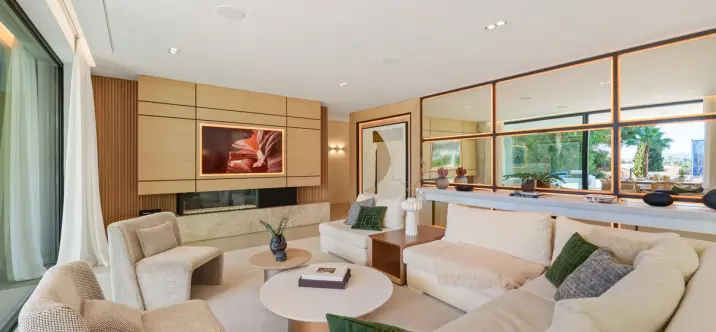 Venta de villa independiente en Nueva Andalucía 2