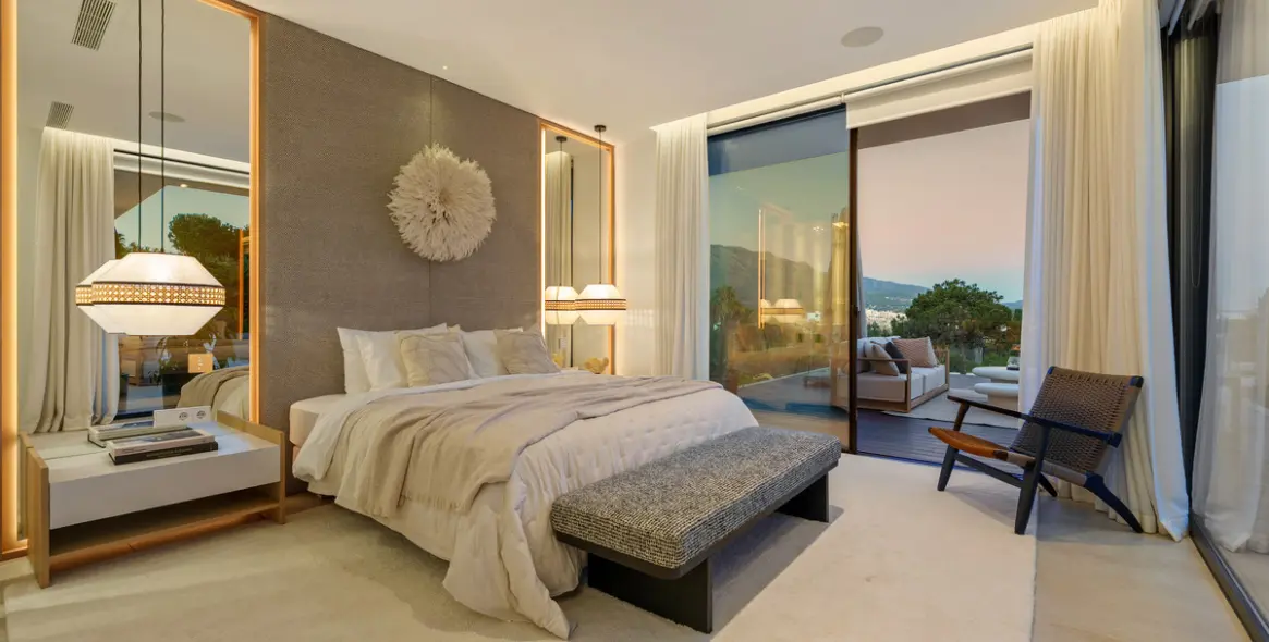 Venta de villa independiente en Nueva Andalucía 20