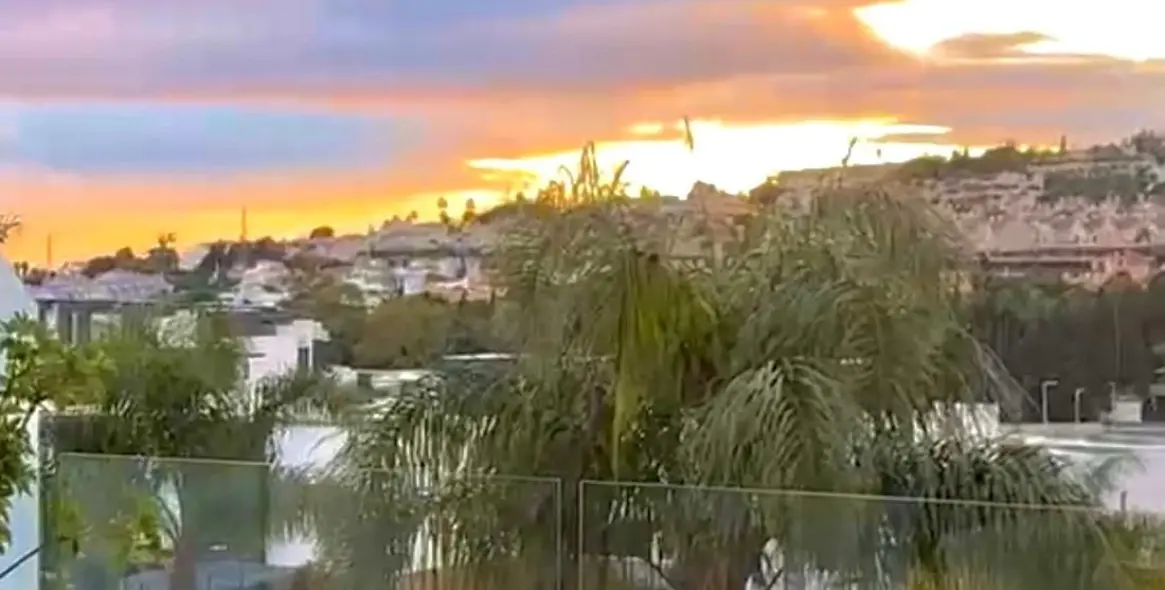 Alquiler a largo plazo de apartamento en planta media en Estepona 14