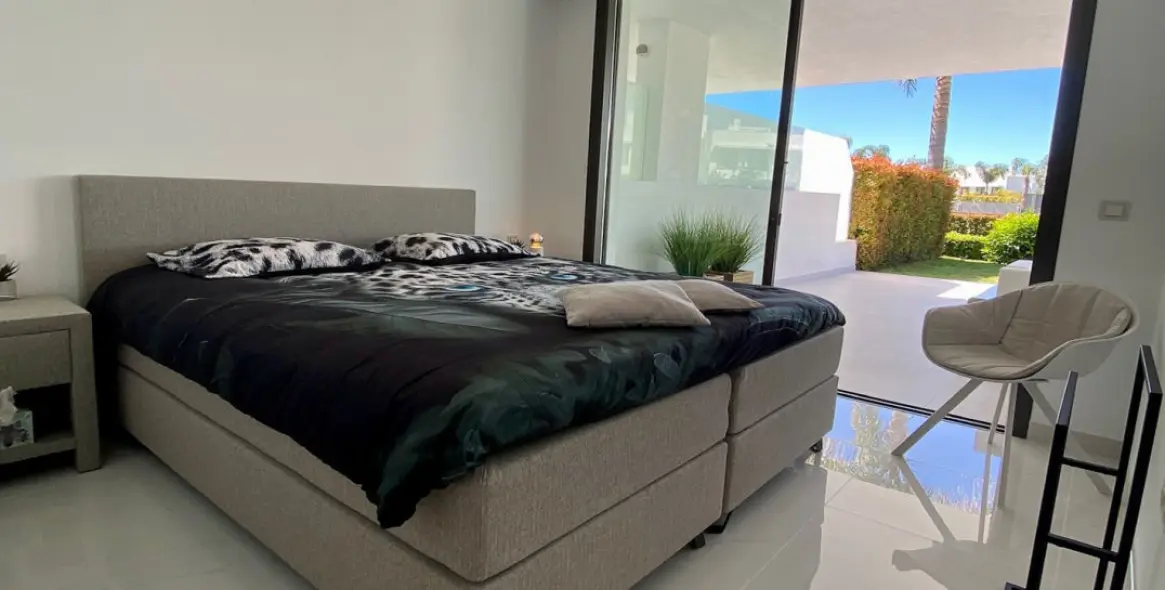 Short-term rent of ground floor apartment in Estepona 18