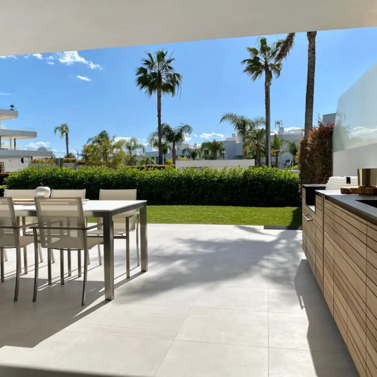 Long-term rent of ground floor apartment in Estepona