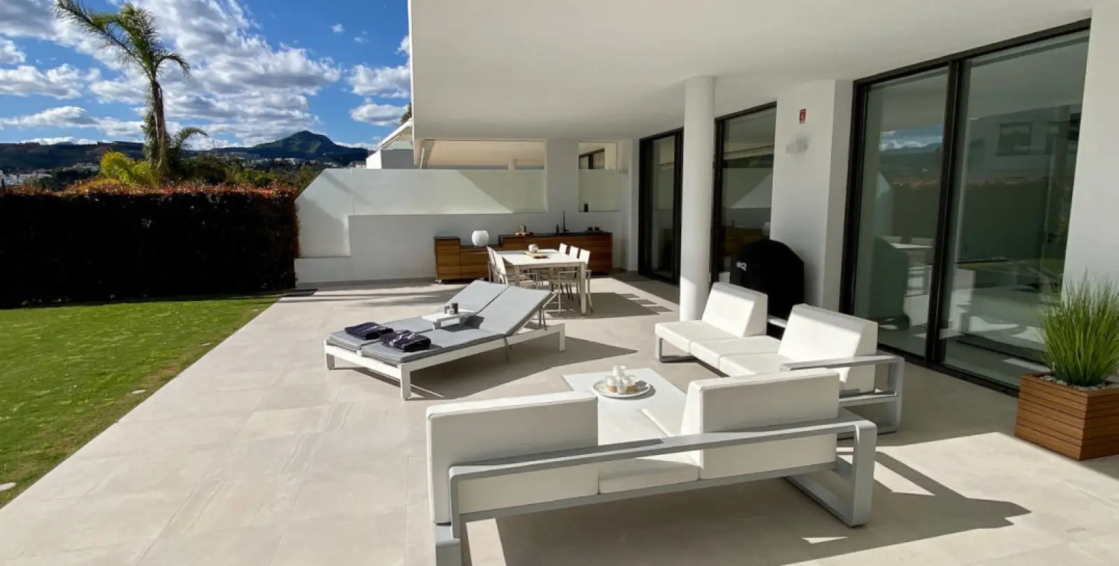 Long-term rent of ground floor apartment in Estepona 8