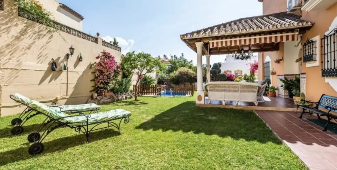 Долгосрочная аренда дома на две семьи в Marbella 4