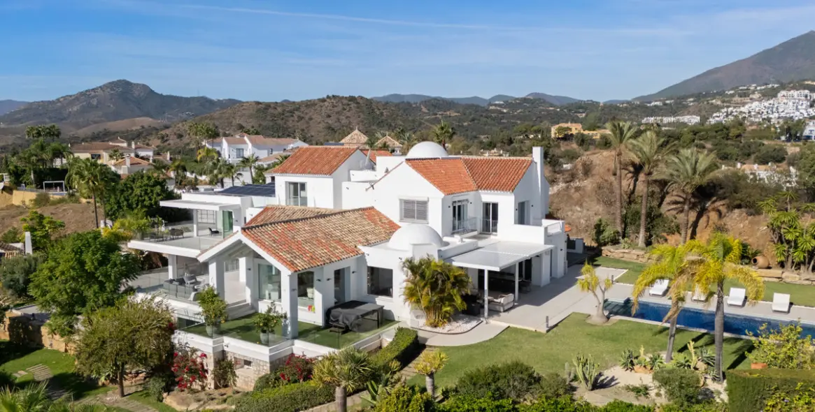 Venta de villa independiente en Benahavís 2