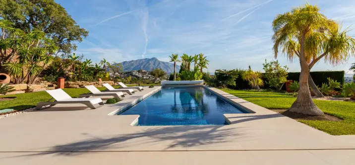 Venta de villa independiente en Benahavís 2