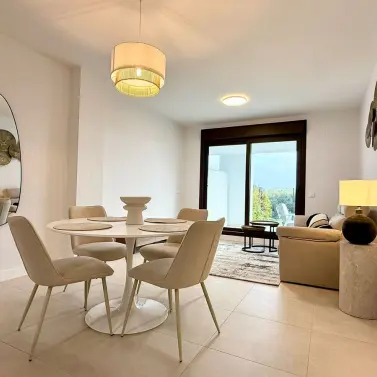 Sale of ground floor apartment in Estepona