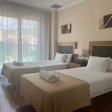 Sale of middle floor apartment in Arroyo de la Miel