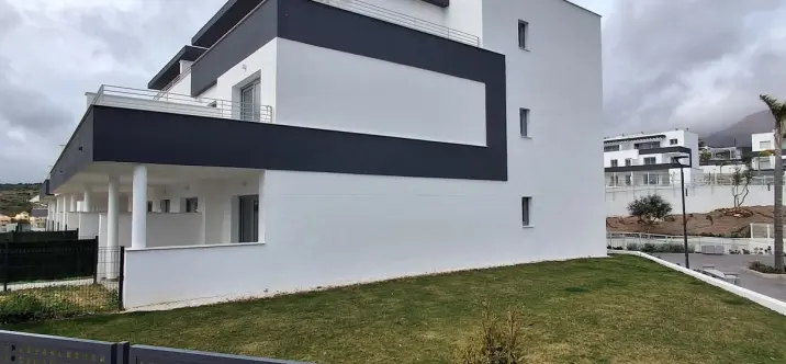 Sale of ground floor apartment in Valle Romano 1