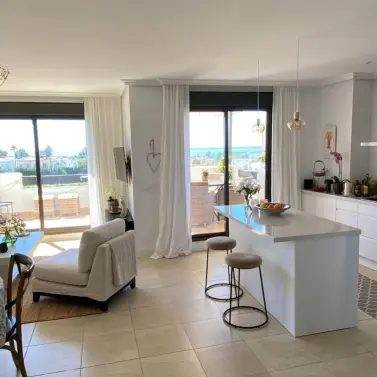 Short-term rent of townhouse in Selwo