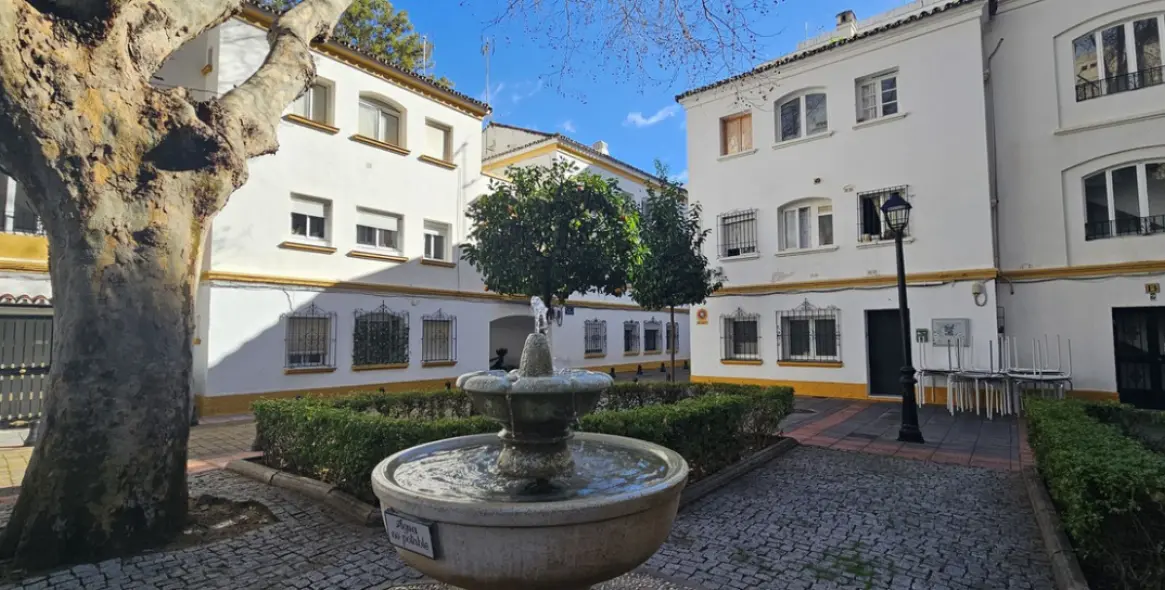 Продажа апартаментов на среднем этаже в Marbella 1