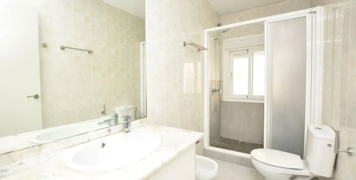 Продажа апартаментов на среднем этаже в Marbella 10