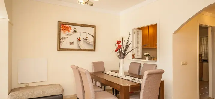 Venta de apartamento en planta media en Elviria 3