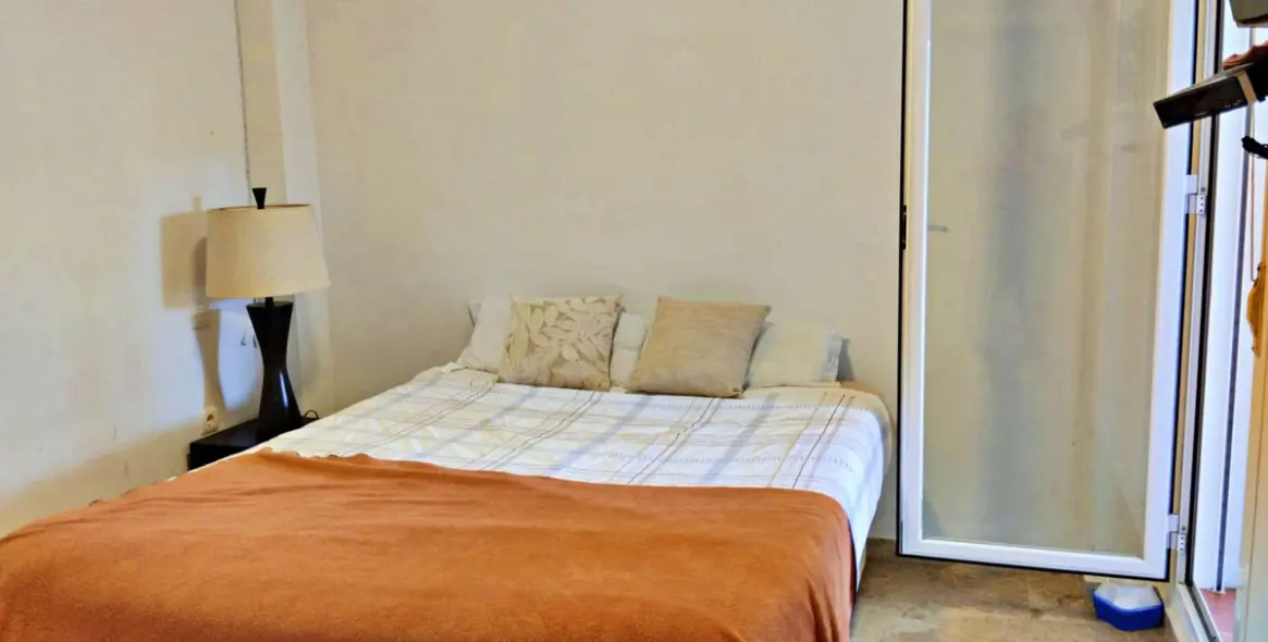 Sale of ground floor apartment in Nueva Andalucía 26