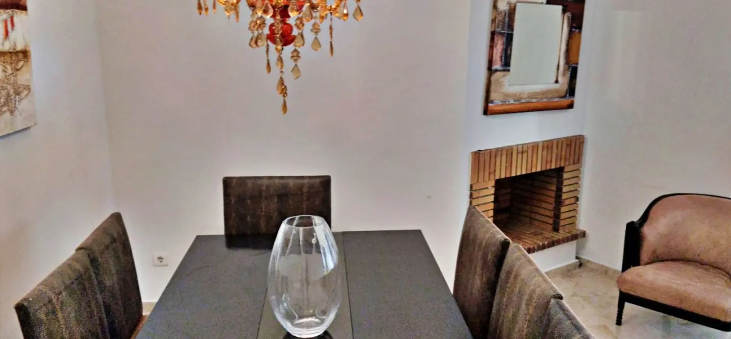 Sale of ground floor apartment in Nueva Andalucía 4
