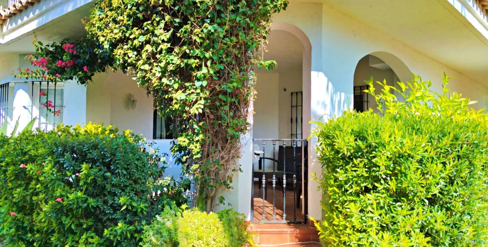 Sale of ground floor apartment in Nueva Andalucía 8