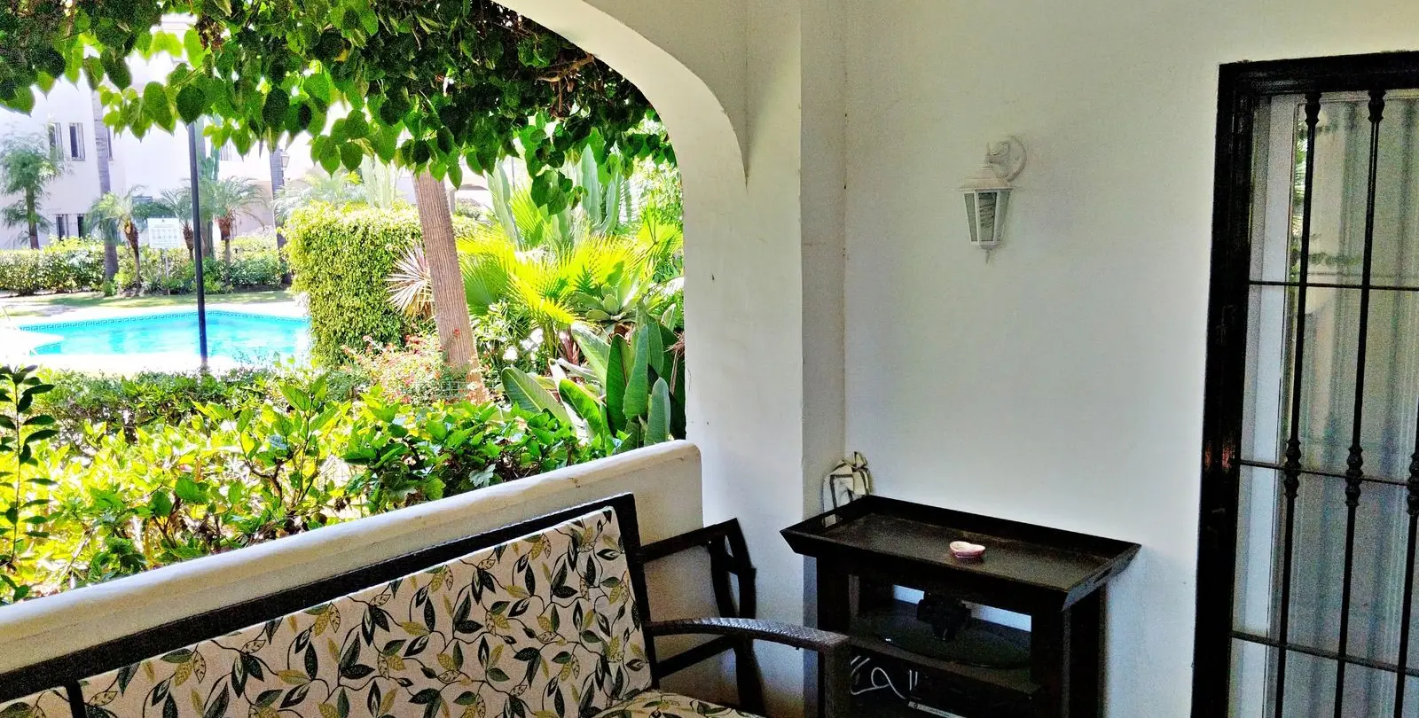 Sale of ground floor apartment in Nueva Andalucía 44