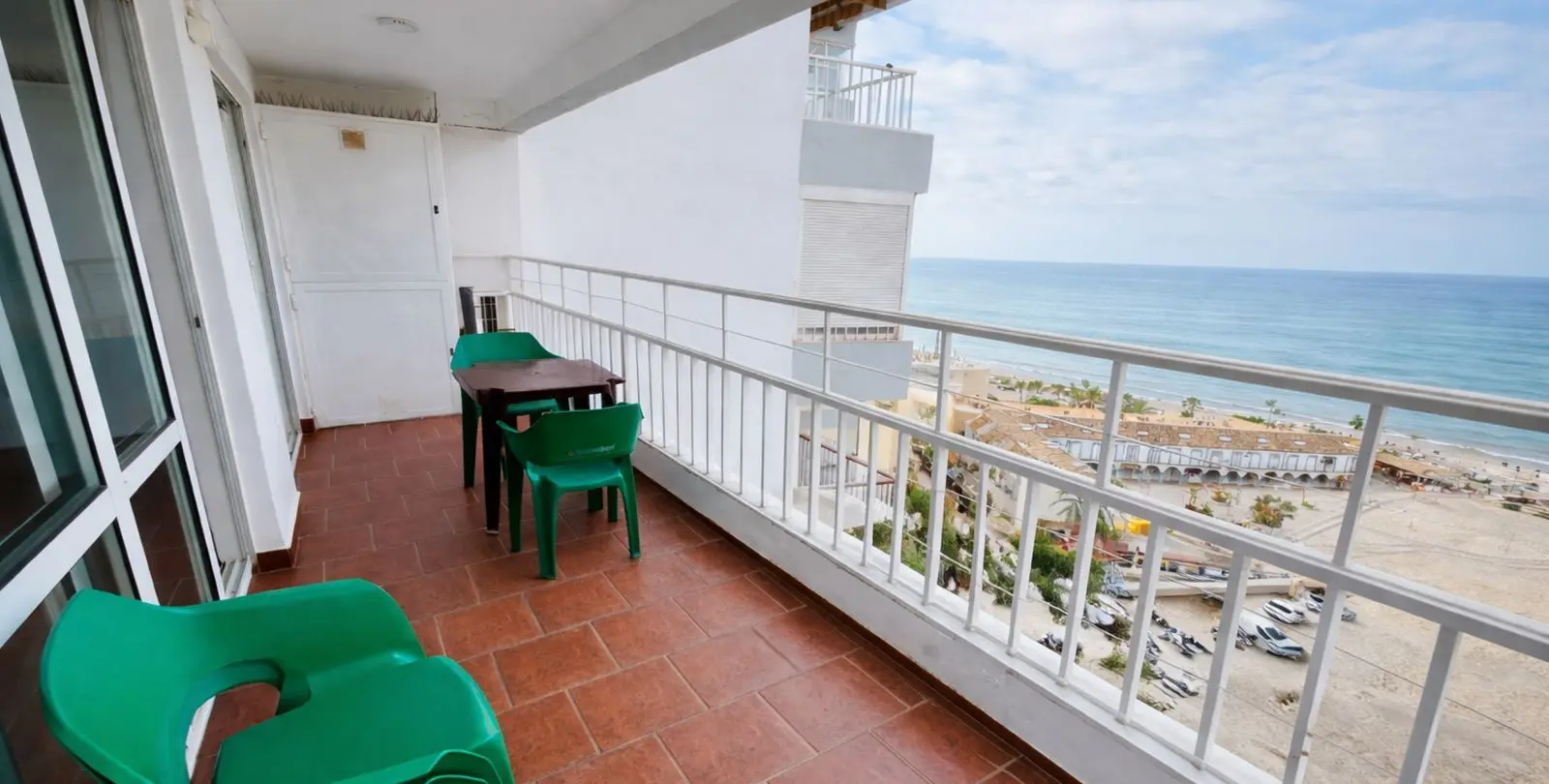 Venta de apartamento en planta media en Benalmadena 1