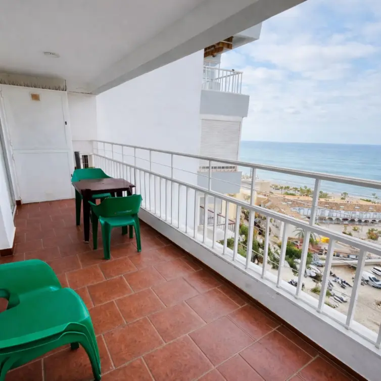 Продажа апартаментов на среднем этаже в Benalmadena