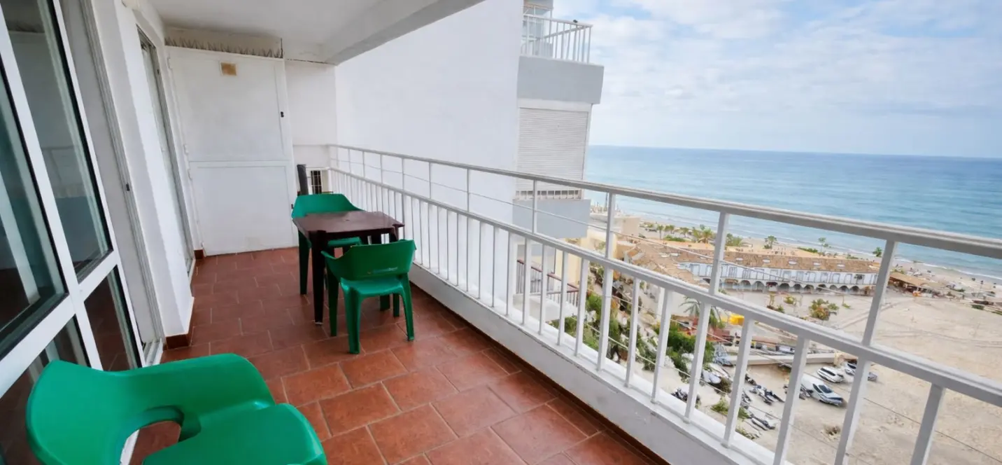 Продажа апартаментов на среднем этаже в Benalmadena 0