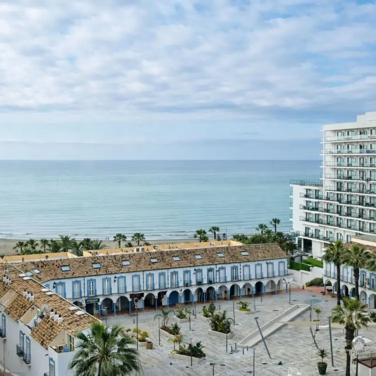 Продажа апартаментов на среднем этаже в Benalmadena