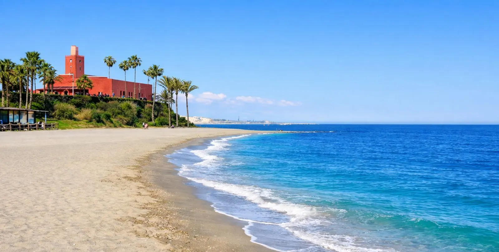 Venta de apartamento en planta media en Benalmadena 3