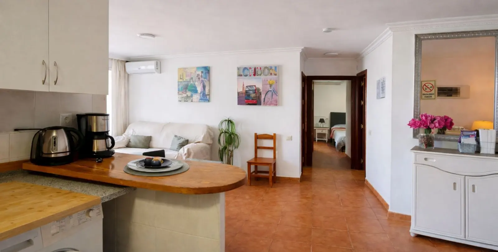 Venta de apartamento en planta media en Benalmadena 11