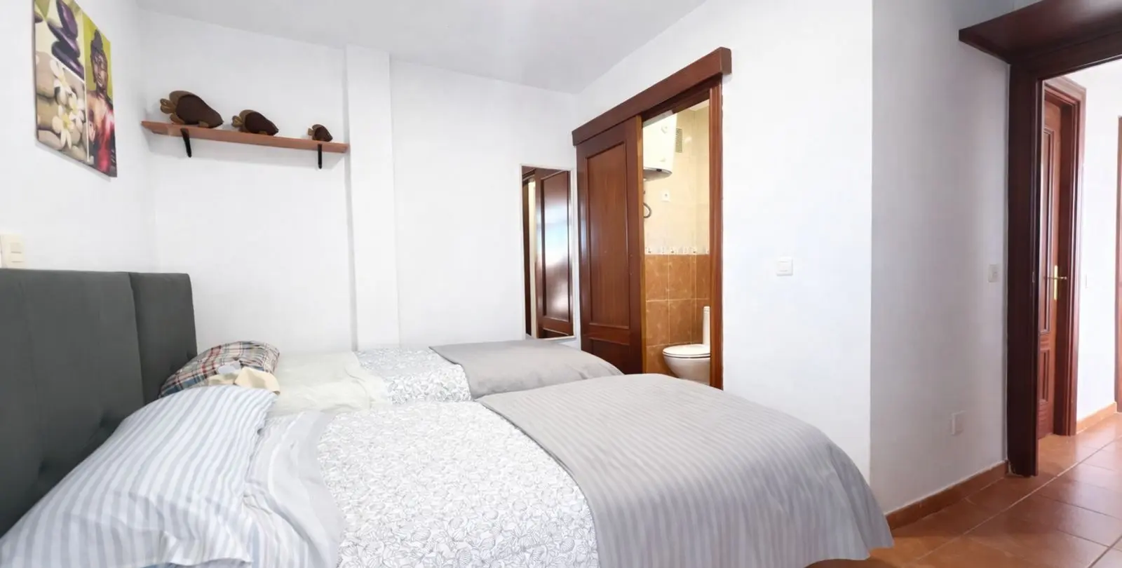 Venta de apartamento en planta media en Benalmadena 18
