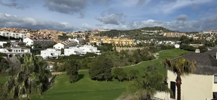 Sale of detached villa in Riviera del Sol 0