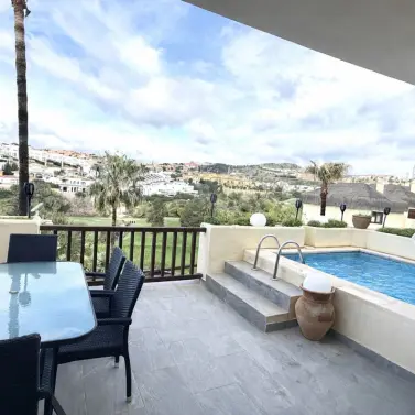 Sale of detached villa in Riviera del Sol