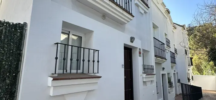 Долгосрочная аренда таунхауса в Benahavís 1