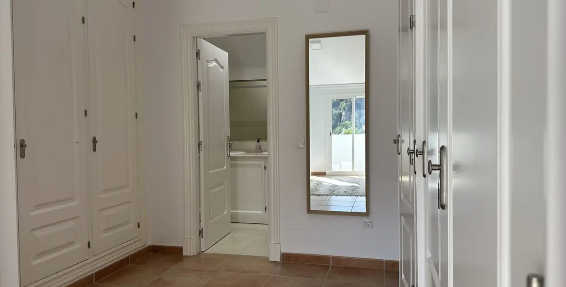 Долгосрочная аренда таунхауса в Benahavís 9