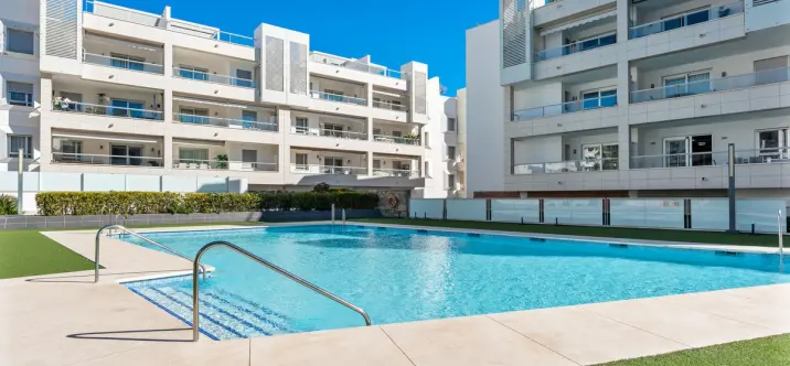 Продажа апартаментов на среднем этаже в San Pedro de Alcántara 2