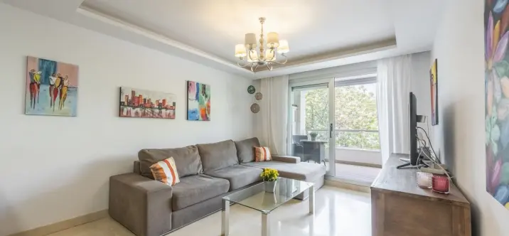 Продажа апартаментов на среднем этаже в San Pedro de Alcántara 4