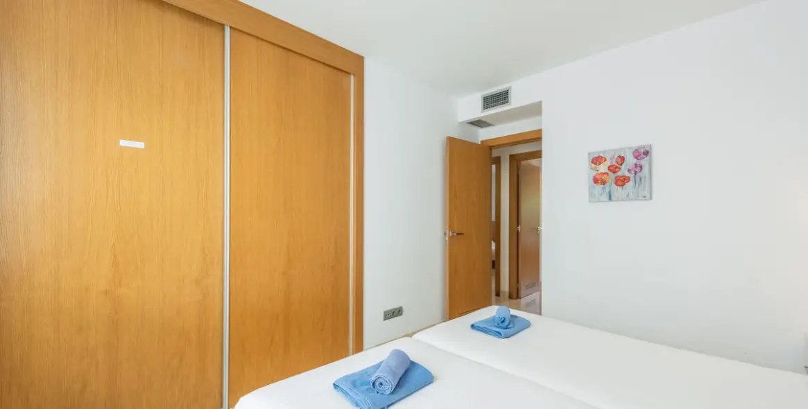 Sale of middle floor apartment in San Pedro de Alcántara 15