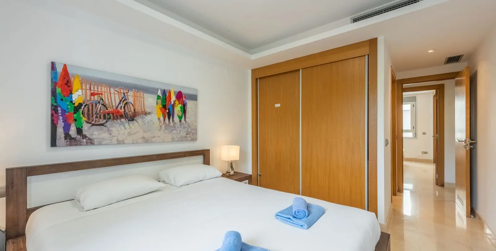 Sale of middle floor apartment in San Pedro de Alcántara 12