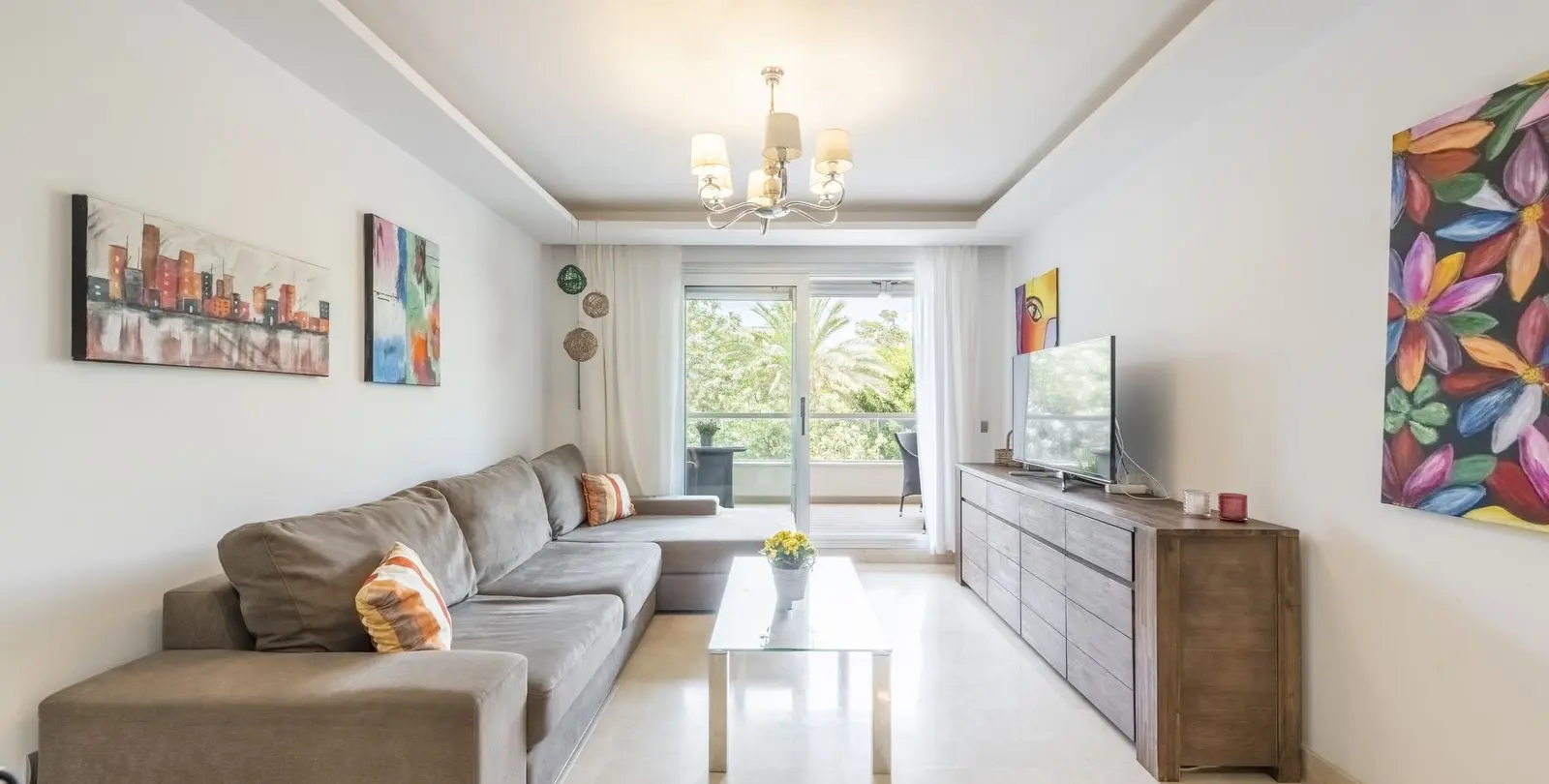 Sale of middle floor apartment in San Pedro de Alcántara 6