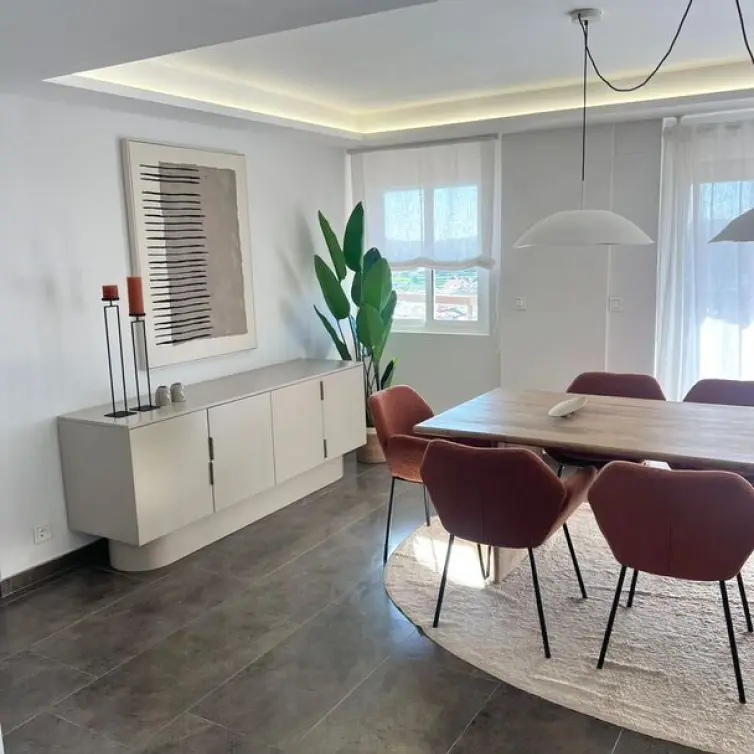 Sale of middle floor apartment in Fuengirola