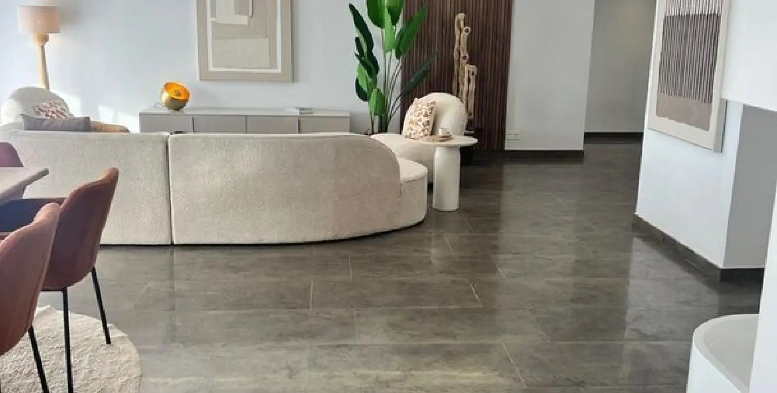 Sale of middle floor apartment in Fuengirola 8