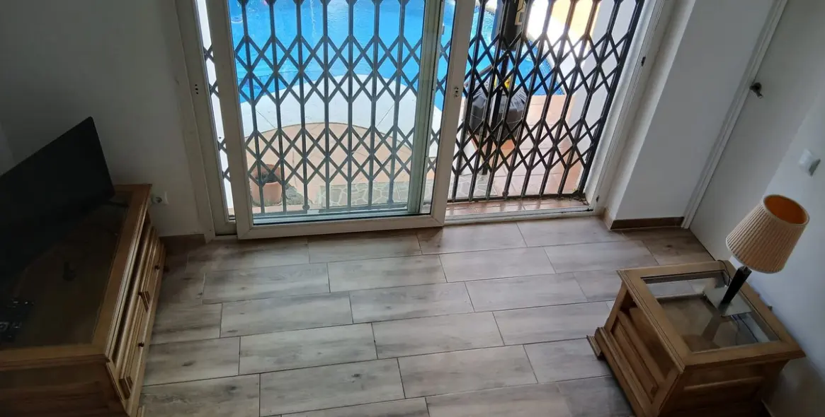 Продажа  отдельно стоящей виллы в El Faro 2