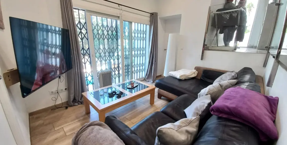 Продажа  отдельно стоящей виллы в El Faro 22