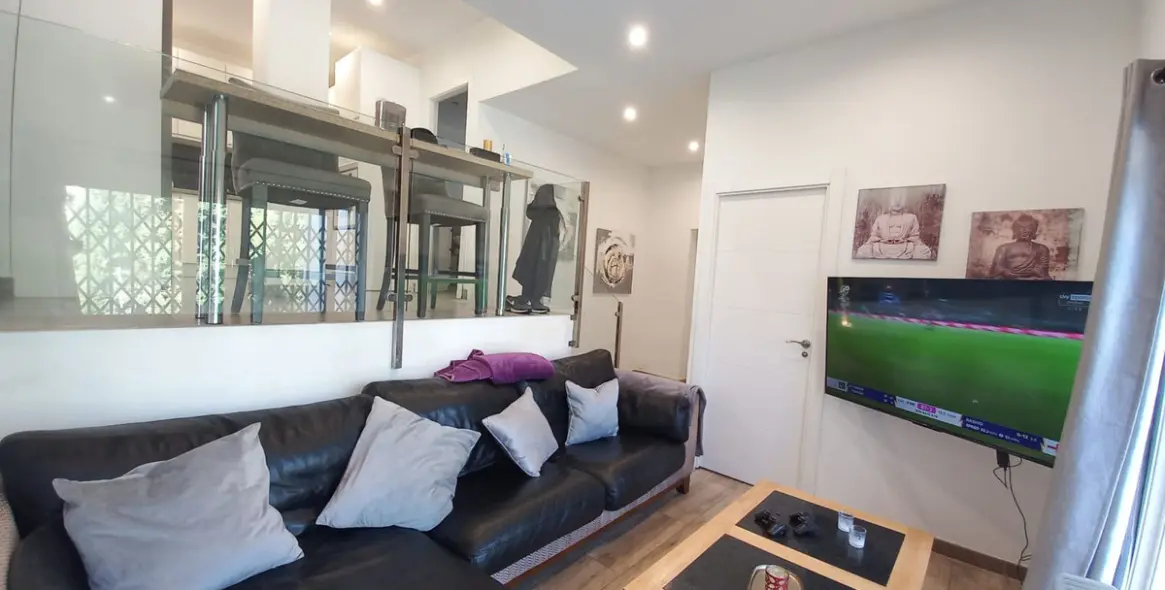 Продажа  отдельно стоящей виллы в El Faro 24