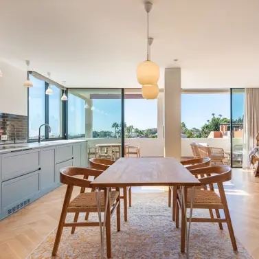 Venta de apartamento en planta media en Nueva Andalucía