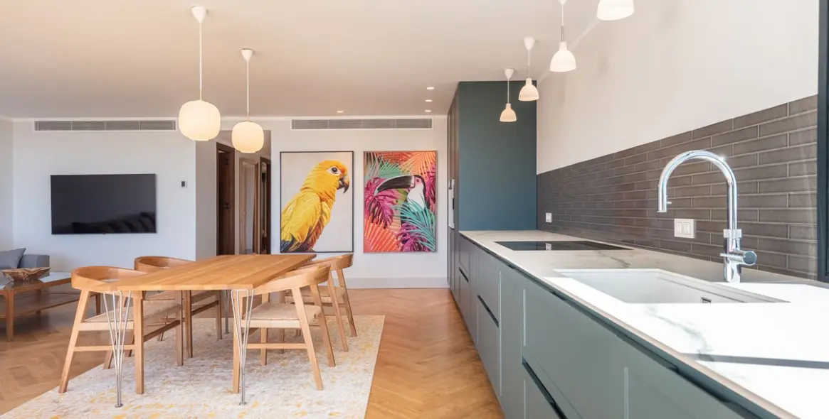 Venta de apartamento en planta media en Nueva Andalucía 6