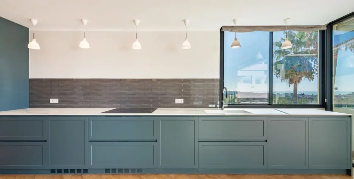 Venta de apartamento en planta media en Nueva Andalucía 7