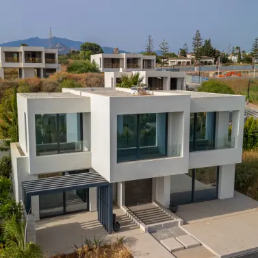 Venta de villa independiente en Estepona