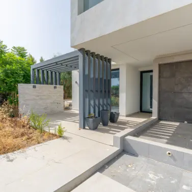 Venta de villa independiente en Estepona