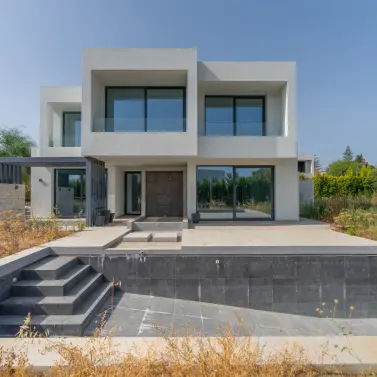 Venta de villa independiente en Estepona