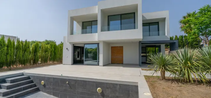 Venta de villa independiente en Estepona 4